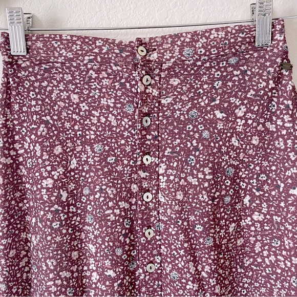 Pull&bear floral print maxi skirt with front slit - Picture 2 of 4